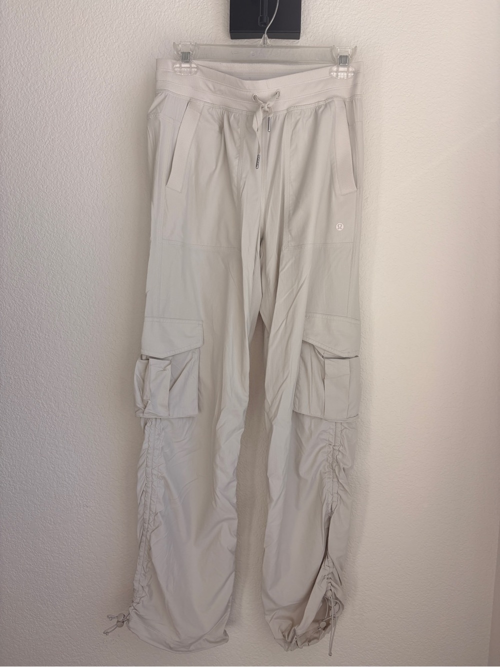 lululemon athletica Women's Cargo Jogger Dance Pants with Ruched Sides